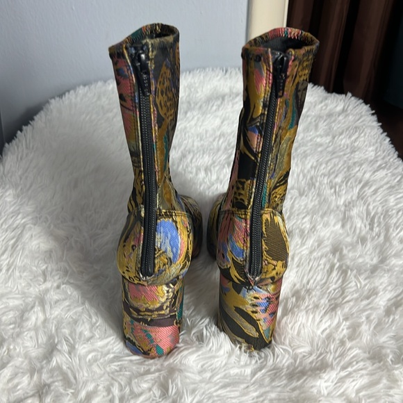 ASOS Elmery Jacquard Tapestry Floral Heeled Boots 6 - Picture 4 of 9